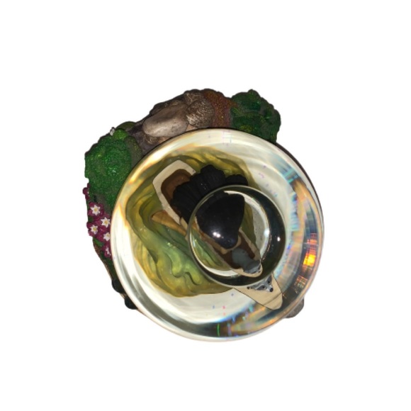 RARE Vintage Disney Pocahontas Snow Globe Meeko - Picture 9 of 10